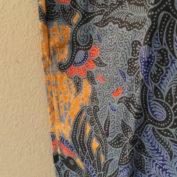 Batik Button Down Casual Men's Shirt - Picture 5 of 10